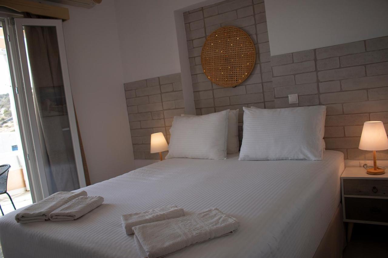 Agnadema Luxury Residences Schoinoussa Buitenkant foto